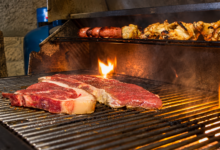 Segredos do churrasco: cortes alternativos que superam as carnes nobres