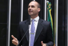 Supremo condena Eduardo Bolsonaro a um ano de detenção por difamar Tabata Amaral