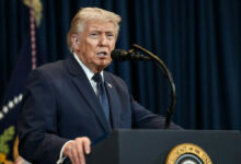 Trump sinaliza possibilidade de acordo com Cuba e descarta intervenção militar