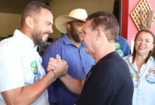 Vanderlan Cardoso articula apoio de 17 prefeitos em giro pelo Nordeste goiano