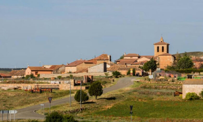 Vila espanhola de Arenillas oferece moradia e emprego para atrair novos moradores