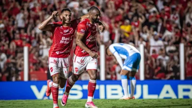 Vila Nova consolida liderança na Série B após vitória crucial sobre o Londrina no OBA