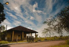 A cidade goiana que guarda as origens de Brasília e lidera na indústria farmacêutica