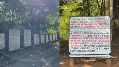 Anápolis: placas com mensagens polêmicas sobre fiéis e práticas católicas reacendem debate