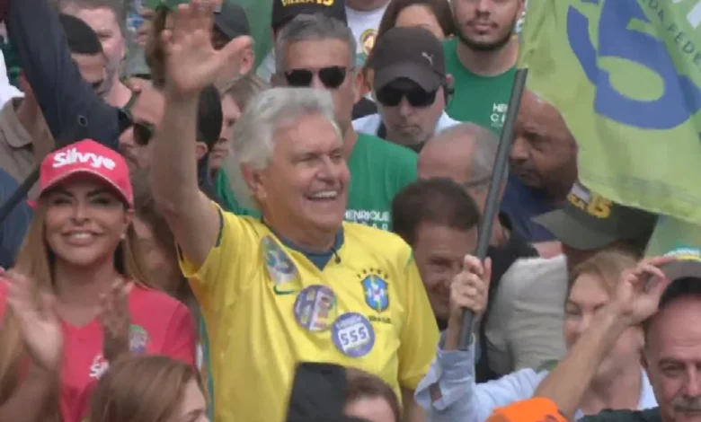 Caiado descarta apoio a Flávio Bolsonaro e reafirma candidatura à presidência