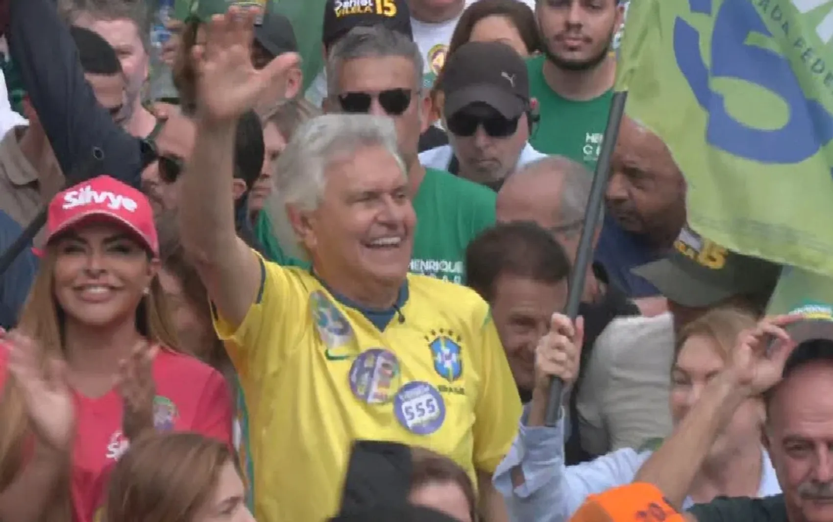Caiado descarta apoio a Flávio Bolsonaro e reafirma candidatura à presidência