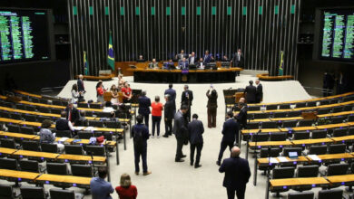 Câmara eleva limite de faturamento do MEI para R$ 140 mil e perdoa dívidas tributárias