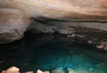 Caverna em Goiás abriga lago subterrâneo de 300 metros considerado raro na América Latina
