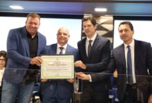 Chefe do TJGO recebe título de cidadão aparecidense em inauguração de fórum