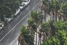 Chuva com ventania surpreende moradores e altera rotina em Goiânia