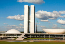 Com 127 eleitas, presença feminina no Congresso cresce mas trava em 21% das cadeiras