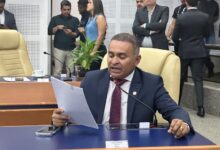 Comissão aprova prioridade de emprego para jovens vulneráveis
