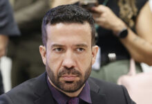 Deputado andré janones é internado em UTI após debate presidencial