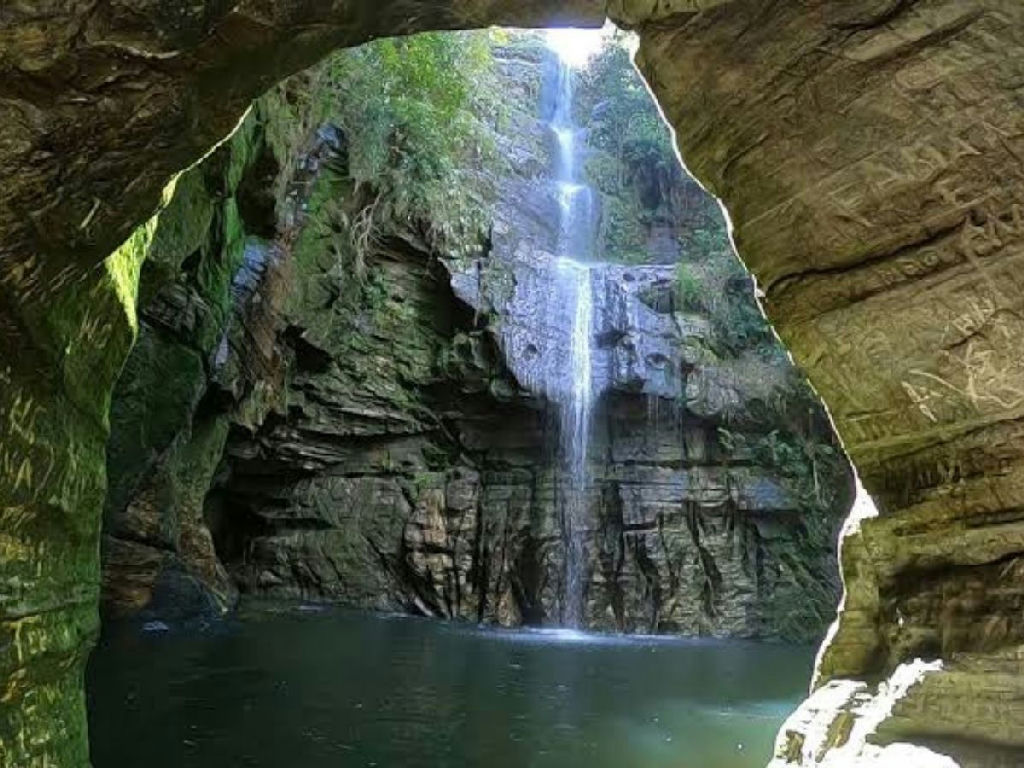 Destinos próximos a Goiânia e Anápolis para escapar do calor em águas naturais