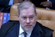 Dias Toffoli homenageia trajetória de Paulo Paim no Supremo Tribunal Federal