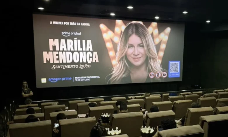 Documentário sobre Marília Mendonça emociona familiares e amigos em lançamento