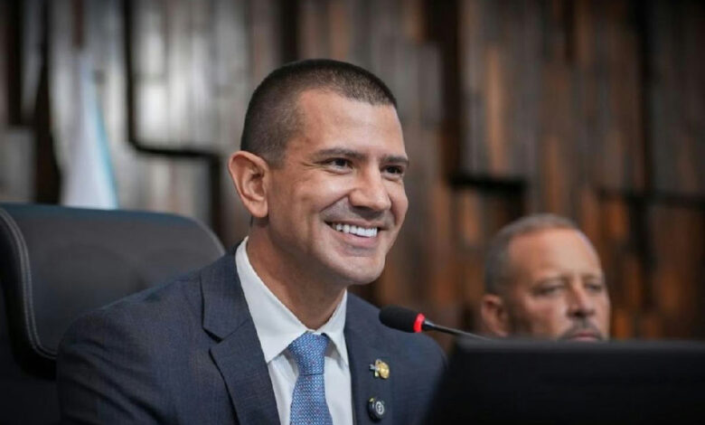 Douglas Ruas é oficializado governador eleito do Rio de Janeiro após retotalização
