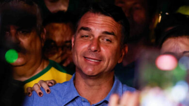Eleições nos EUA: Flávio Bolsonaro lidera voto brasileiro com expressiva vantagem sobre Lula