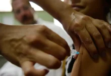Estudo revela queda em consultas por lesões pré-cancerígenas após vacinação contra HPV no SUS