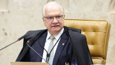 Fachin solicita à Polícia Federal dados sobre ministros no caso Banco Master