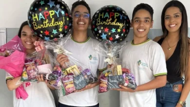 Homenagem de mãe a trigêmeos de 15 anos em Goiânia viraliza e celebra amor familiar