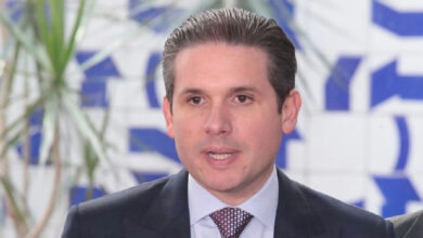 Hugo Motta celebra avanço de PEC que propõe o fim da escala de trabalho 6x1 no Senado