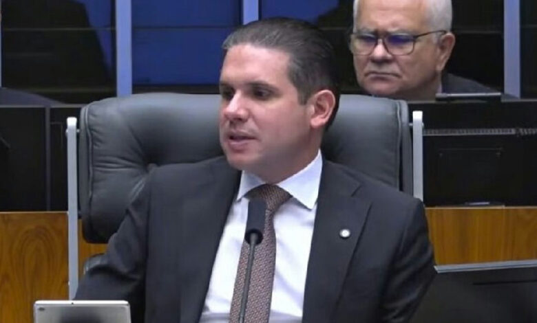 Hugo Motta defende Enamed como garantia de qualidade na medicina brasileira