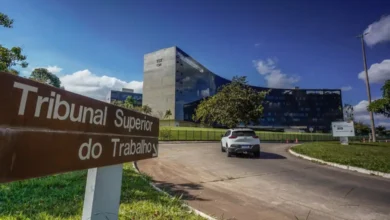 Justiça condena Vivo e call center a pagar R$ 30 mil a grávida forçada a vomitar em lixeira