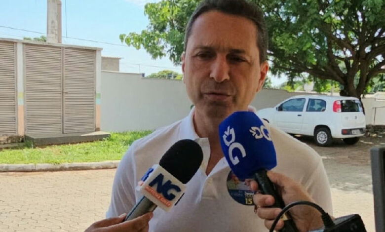 Leandro Vilela vota em Aparecida e reforça apoio à continuidade da gestão estadual