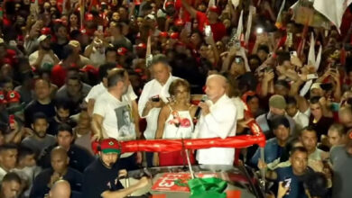 Lula critica almoço de Flávio Bolsonaro com a direção da Globo e coloca emissora sob suspeita