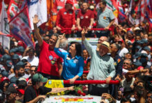 Lula encerra atos de rua em São Paulo com foco em propostas e mobilização de idosos
