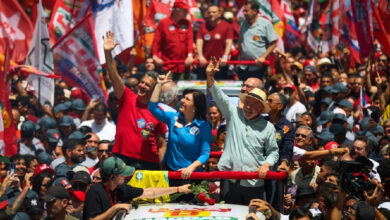 Lula encerra atos de rua em São Paulo com foco em propostas e mobilização de idosos