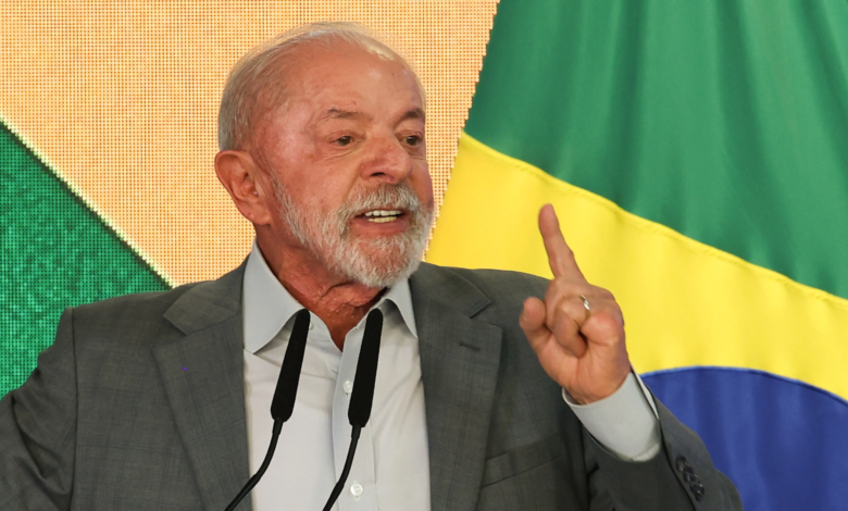 Lula pede extensão de votação até as 19h por problemas de transporte na Bahia e em São Paulo
