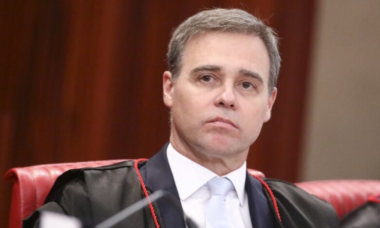Ministro do TSE rejeita pedido do pl e mantém postagem do PT contra senador