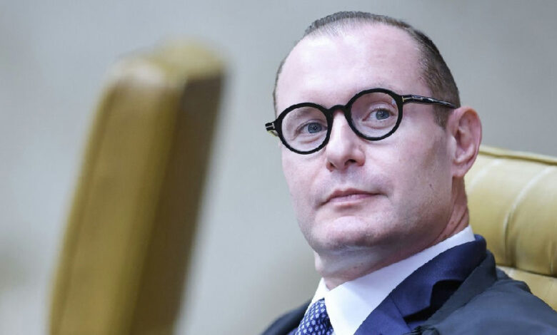 Ministro zanin solicita dados ao TSE sobre ação envolvendo eleição fluminense