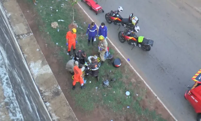 Motociclista morre após ser arremessado de viaduto em acidente na Br-060 em Goiânia
