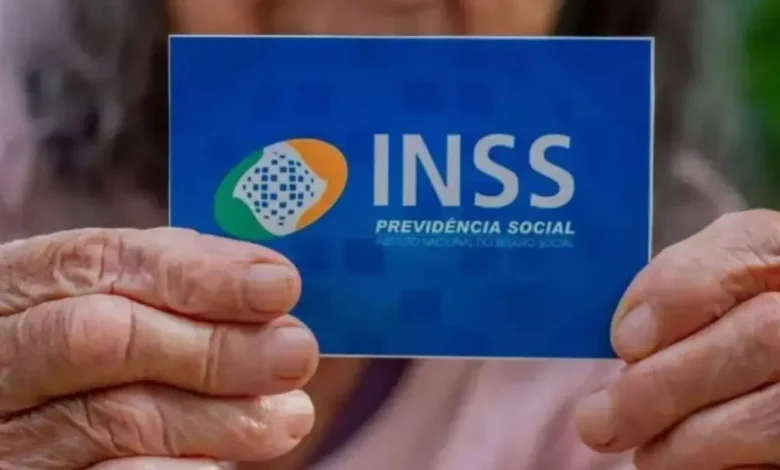 Nova exigência de pontos do INSS entra em vigor e altera regras de transição