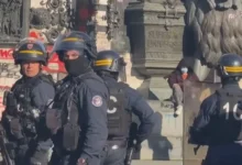 Paris decreta toque de recolher pelo terceiro dia consecutivo após onda de protestos