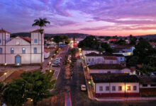 Pirenópolis preserva arquitetura colonial e atrai turistas com charme europeu em Goiás