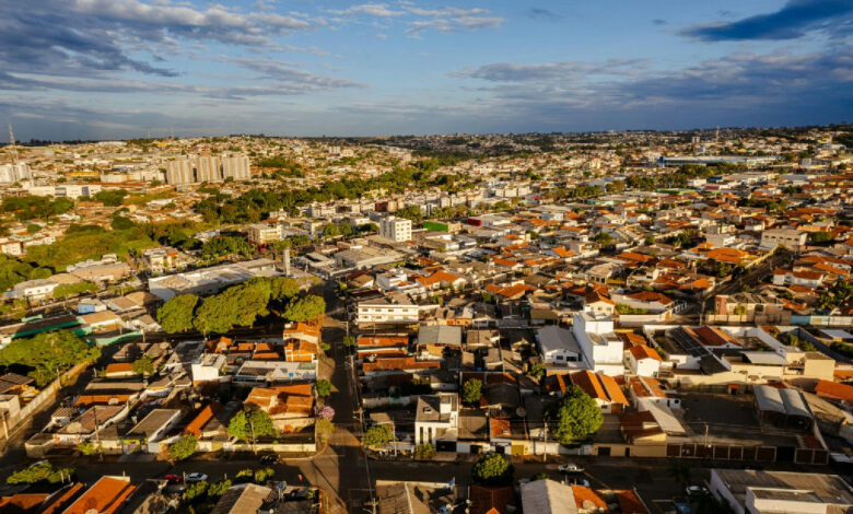 Prefeitura de Anápolis anuncia 449 vagas de emprego e detalha processo de inscrição