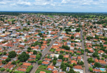 Prefeitura de Brasilândia concede abono de R$ 300 a servidores em reconhecimento
