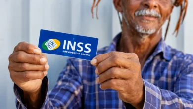 Regra de transição do INSS dispensa idade mínima e surpreende segurados