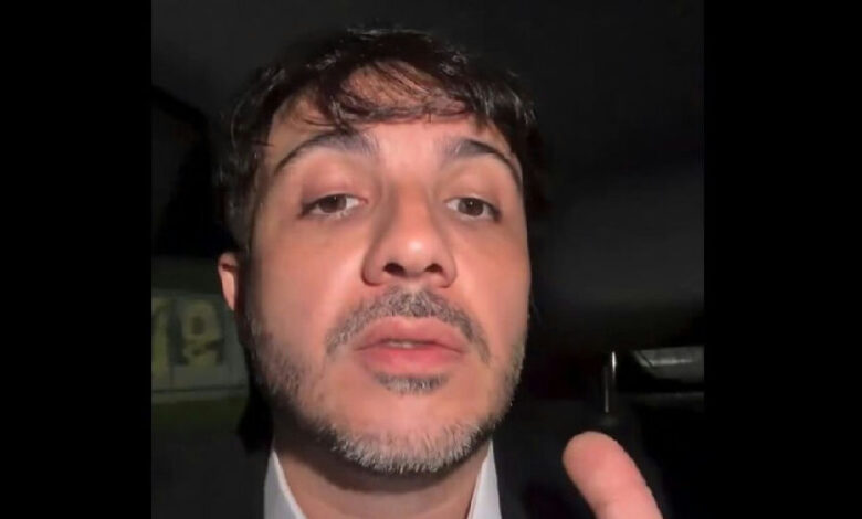 Renan Santos pressiona Flávio Bolsonaro a comparecer ao debate da Globo