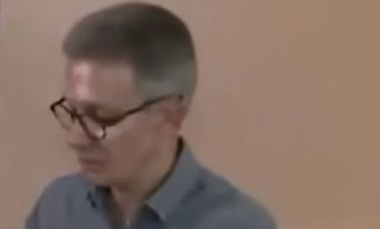 Romeu Zema ironiza ação do MPE após entrar com celular na cabine de votação