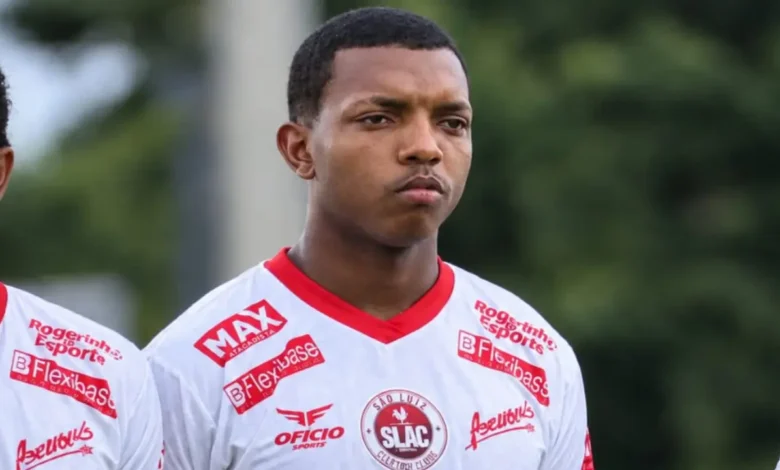 São Luís rescinde contrato de atleta após agressão a jornalista em partida da Divisão de Acesso