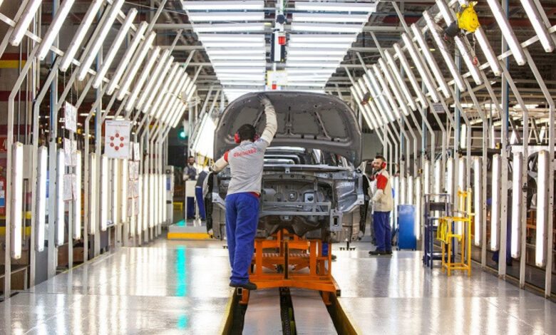 Setor industrial goiano supera ritmo nacional em 2026 conforme dados do IBGE