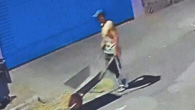 Suspeito é preso após carregar corpo de companheira em carrinho de mão em Goiás