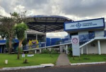 Universidade Estadual de Goiás abre seleção para intérprete de libras com remuneração de até R$ 2,9 mil